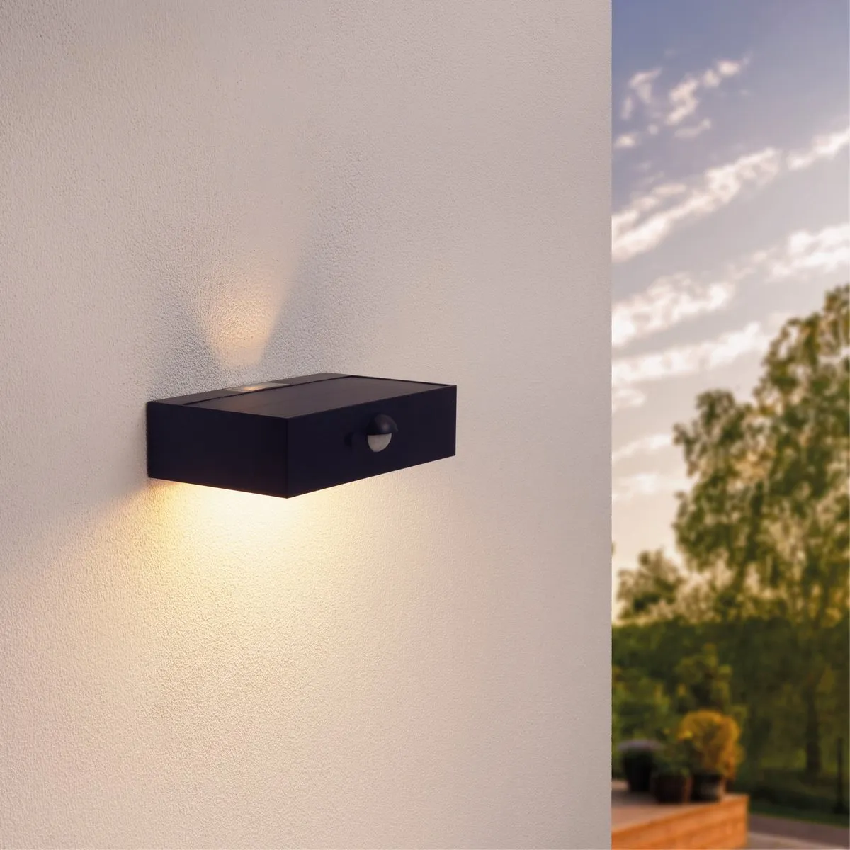 LEDVION Solar LED Wandlamp 3W 3000K IP65
