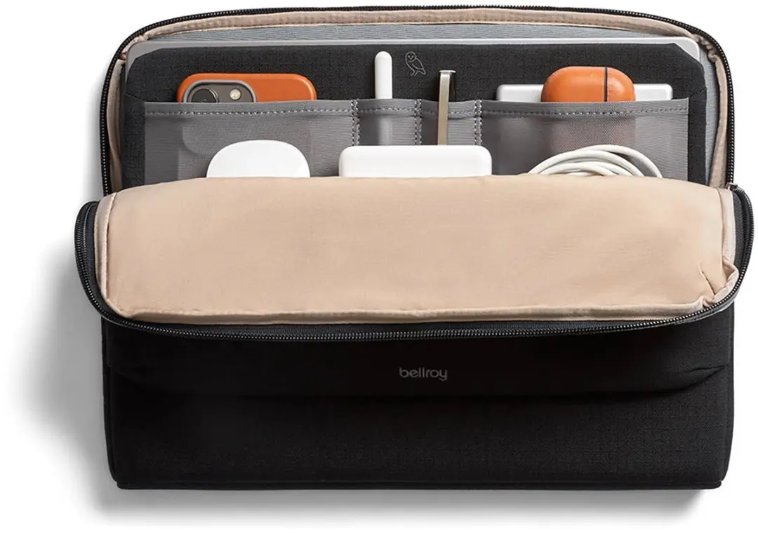 Bellroy Caddy Sleeve MacBook Pro/Air 16 - DLCB-BLK-231 - Zwart - afbeelding 2 van 6