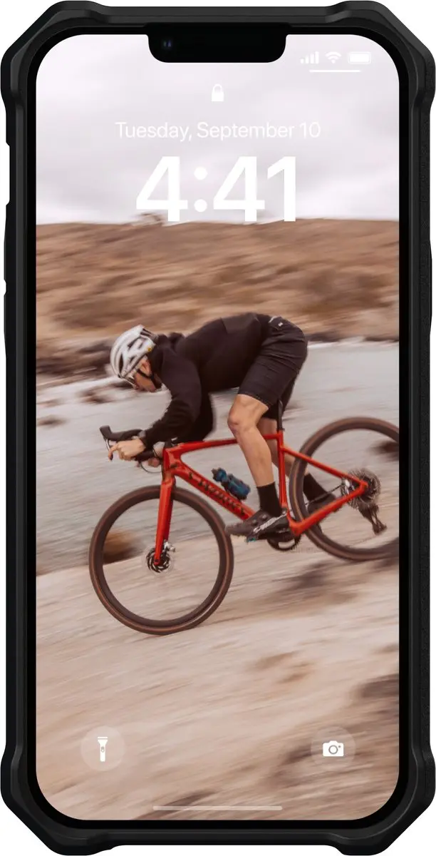 Urban Armor Gear Essential Armor Mag Hoesje iPhone 14 Plus 114090114040 - Zwart - afbeelding 5 van 6