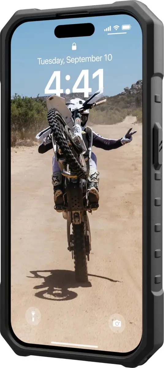 Urban Armor Gear Pathfinder SE iPhone 15 Pro Hoesje - 114283114061 - Zwart - afbeelding 3 van 6