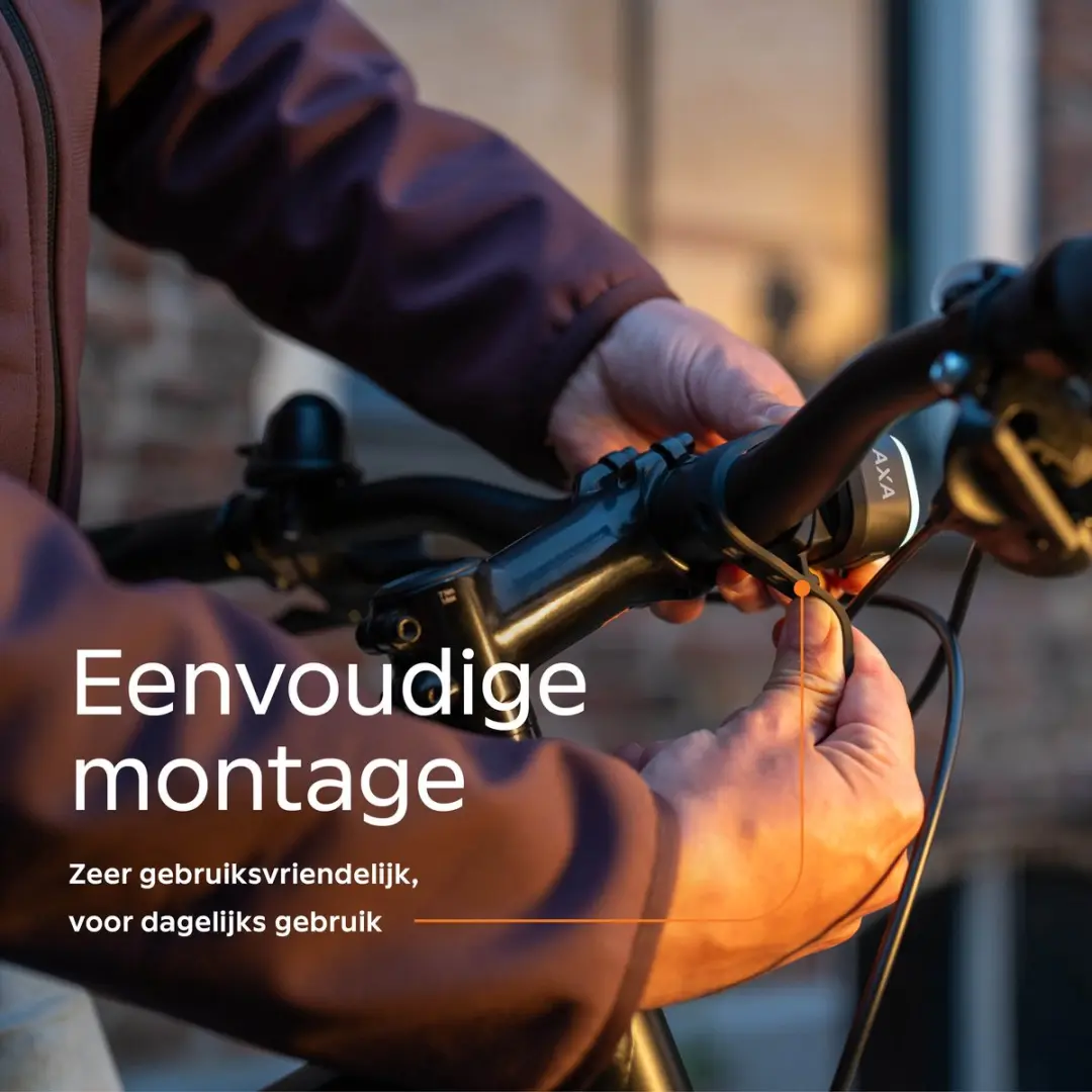 AXA On USB Fietsverlichting Set - 30 Lux - Zwart - afbeelding 3 van 6