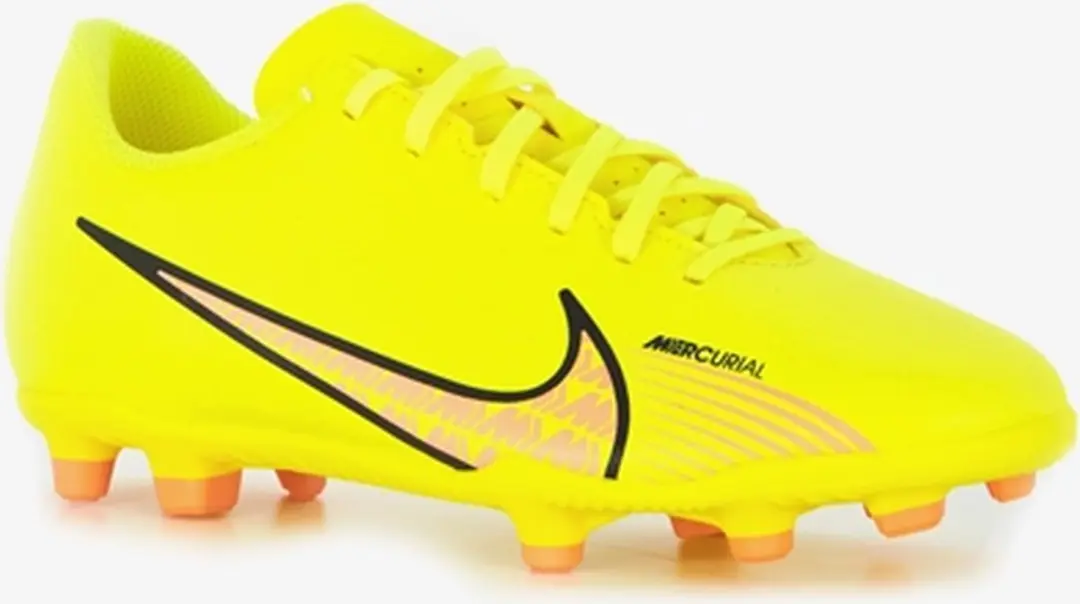 Nike Mercurial Vapor 15 Club - Voetbalschoenen - Maat 36.5 - Yellow Strike/Sunset Glow / Geel - Mercurial - Voetbal - Kinder Voetbalschoenen
