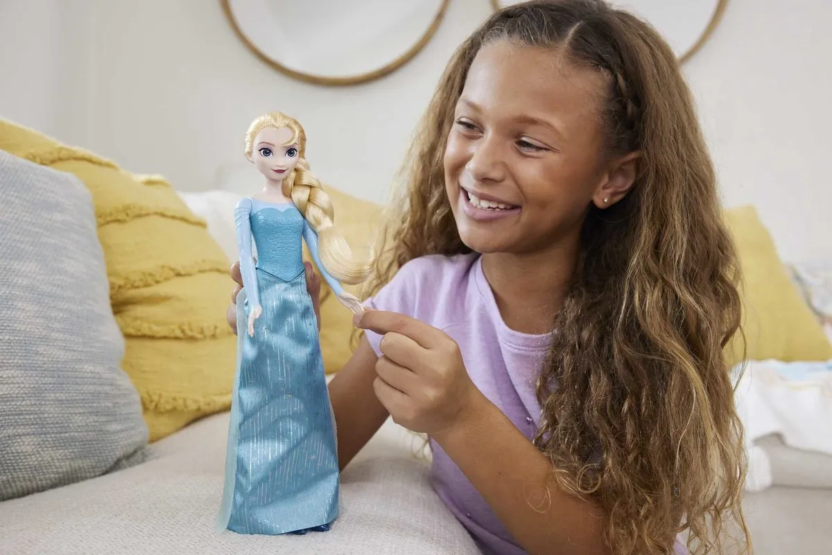 Disney Frozen Elsa Pop - Beweegbare Modepop MATTHLW47 - Multi - afbeelding 6 van 6
