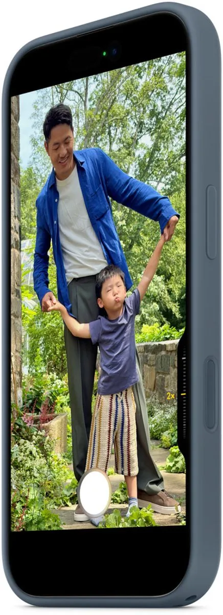 Apple iPhone 17 Siliconenhoesje MGEW4ZM/A - Anchor Blue - Waterdicht