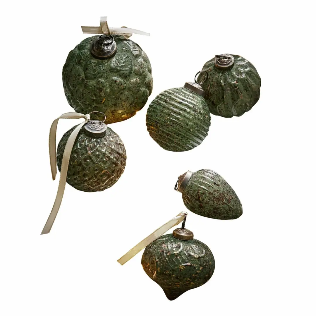 Loberon Kerstversiering Moriches Groen - 6 Stuks Ø10cm - afbeelding 3 van 6