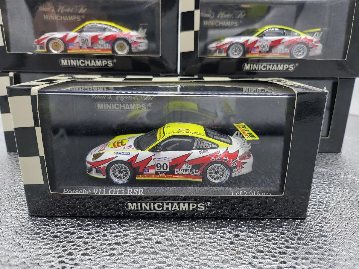 Porsche 911 GT3 RSR #90 24h Le Mans 2005 - 1:43 Minichamps