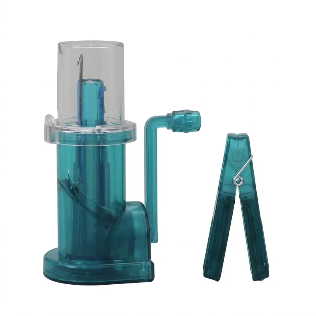 Blauwgroene breimachine handmatig met slinger en garen spoel