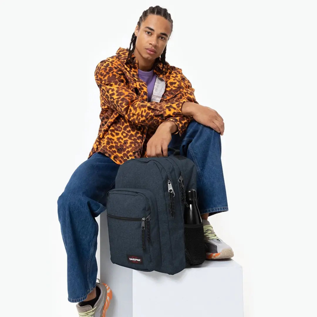 Eastpak Morius Rugzak 15 inch - 34L - Blauw - afbeelding 2 van 6