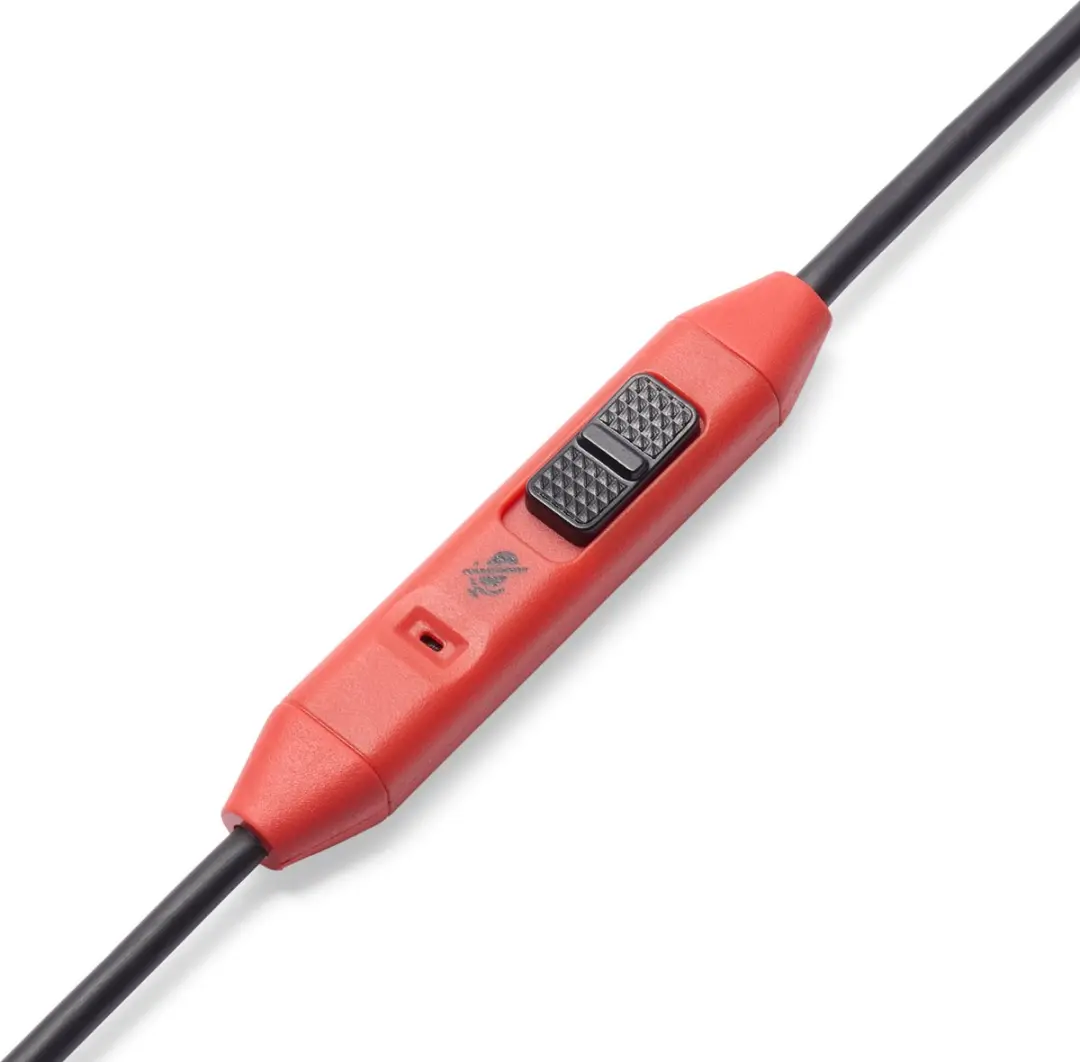 PowerA Mario Kart Motors Oordopjes - Zwart/Rood - afbeelding 4 van 6