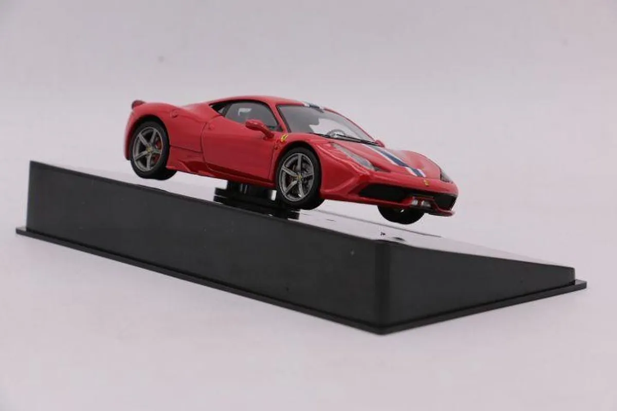 Ferrari 458 Speciale Modelauto 1:43 - Multicolor