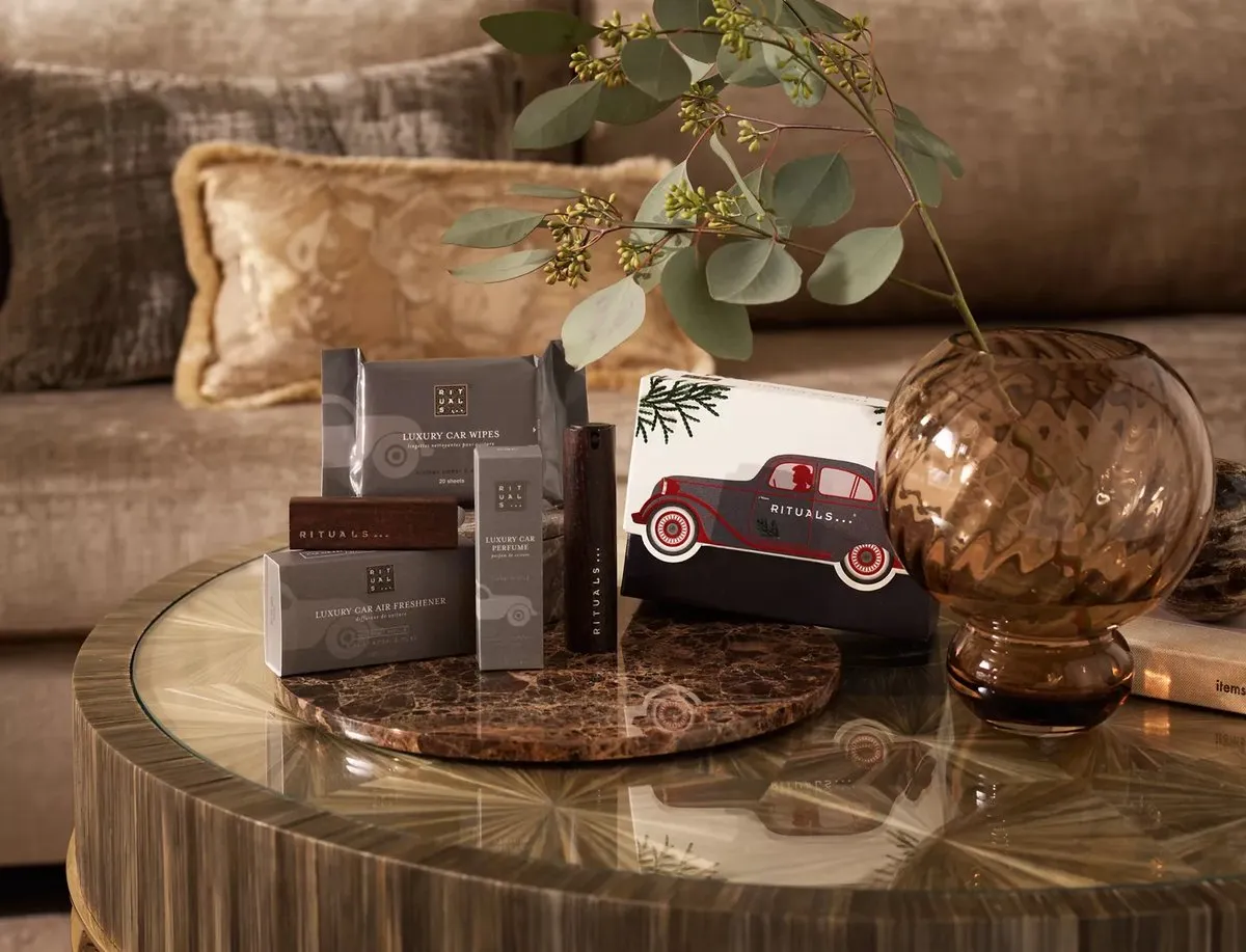 Rituals Homme Car Geurenset - Autoparfum & Doekjes - 4 Stuks