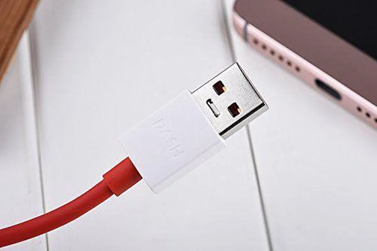 OnePlus 202003201 Type-C Kabel - Wit/Rood