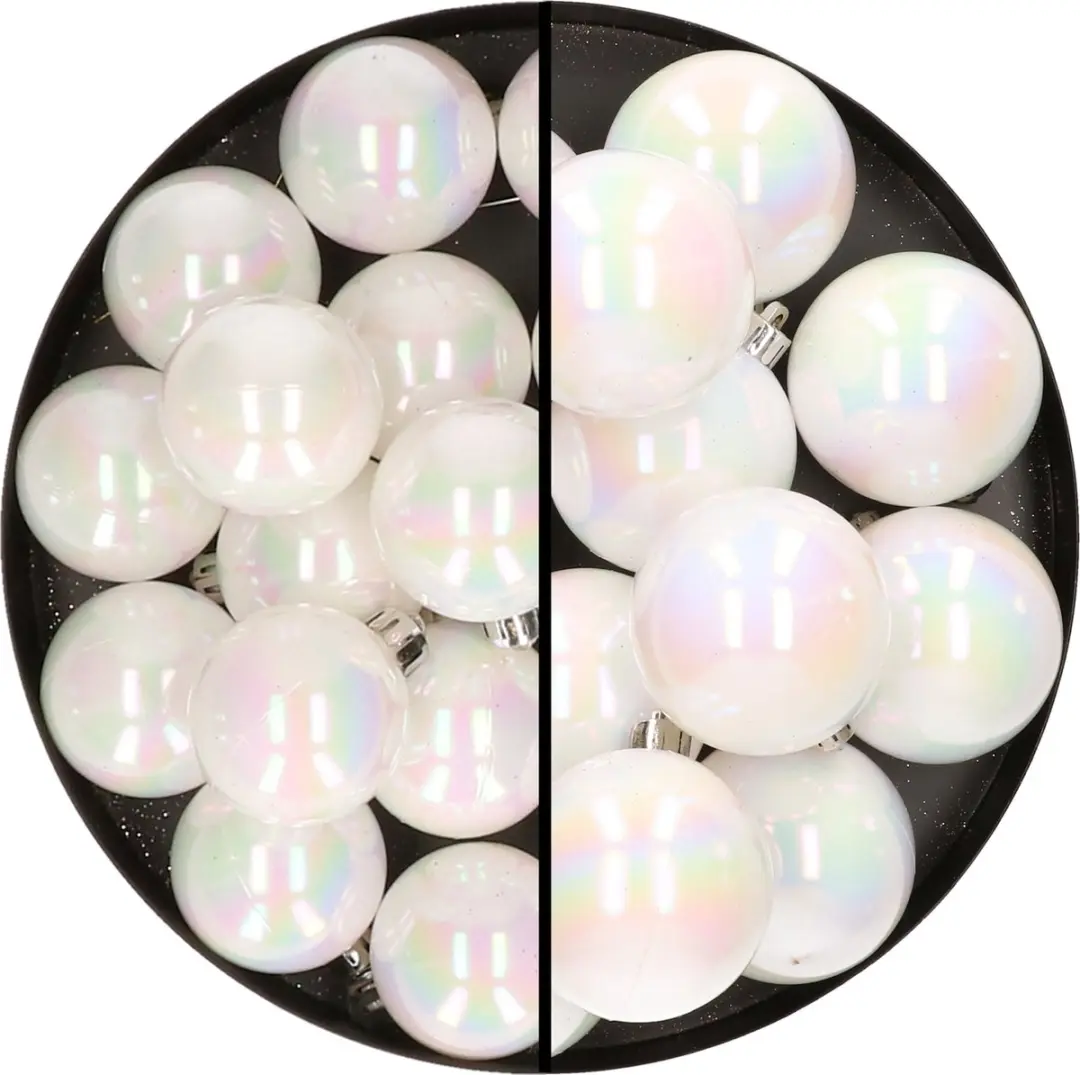 28x stuks kunststof kerstballen parelmoer wit 4 en 6 cm