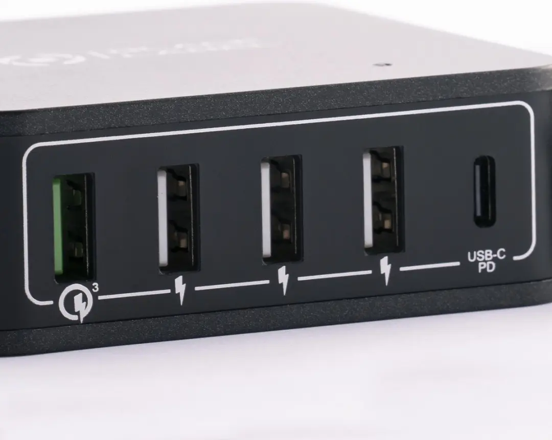 Celly Black Label Powerstation 60W - 5x USB - afbeelding 4 van 4