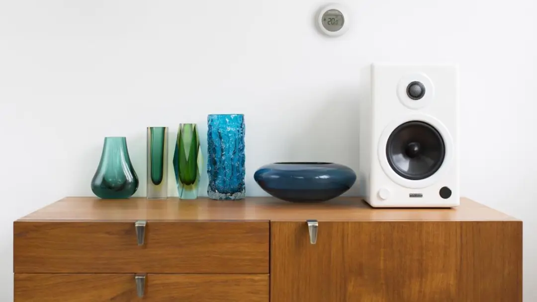 Honeywell Round Wireless Kamerthermostaat T87RF2025 Wit - afbeelding 3 van 6
