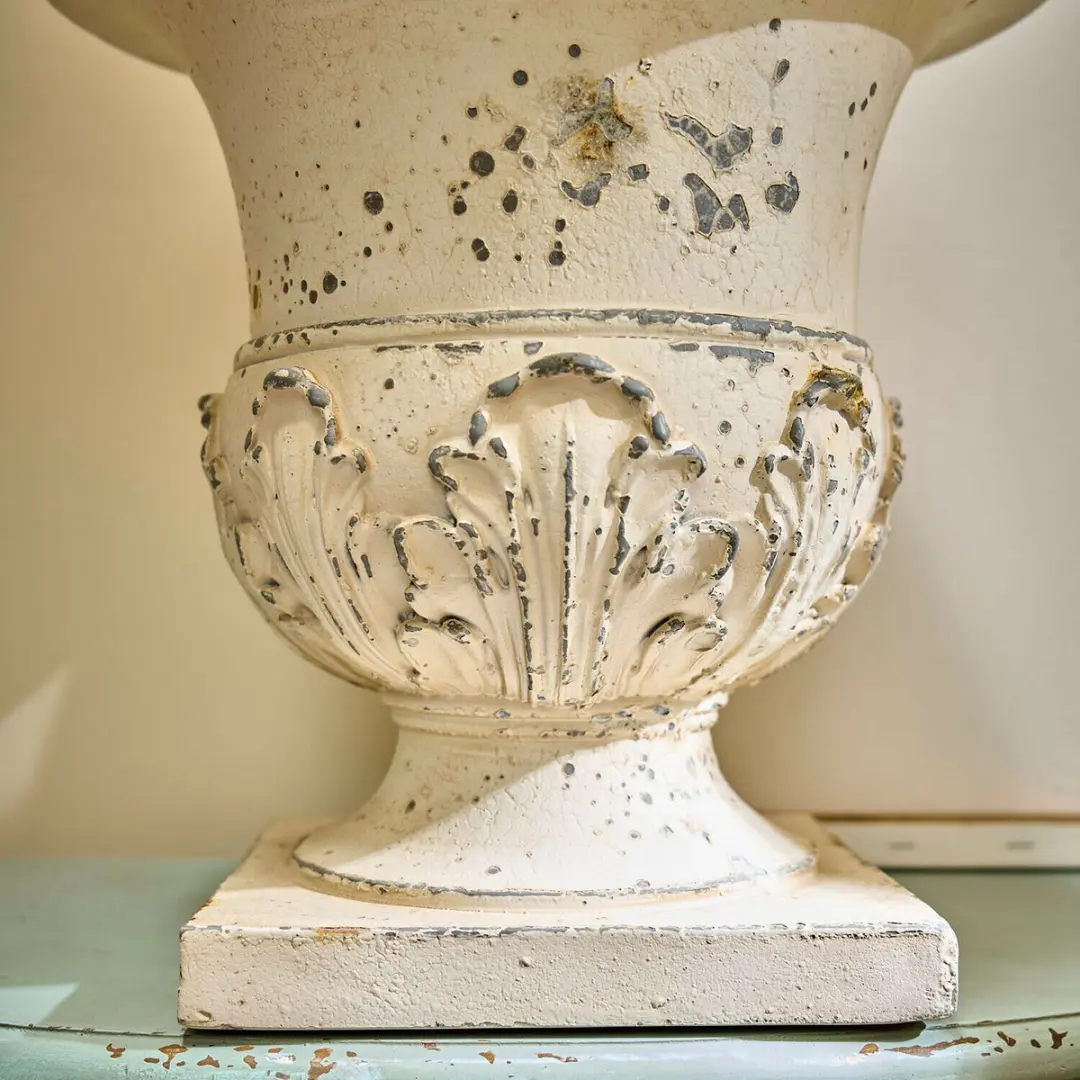 Loberon Amfora Lorianza - Ø34cm - Antiekwit - afbeelding 4 van 5
