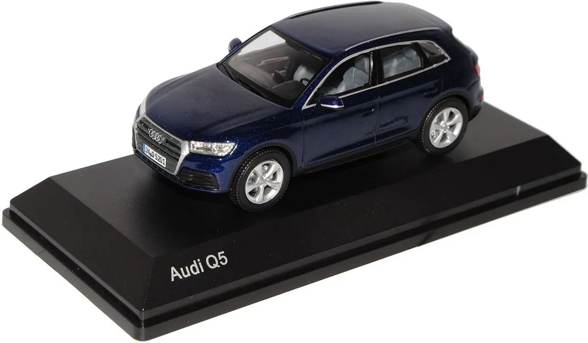 Audi Q5 1:43 iScale Navarra Blue - MPN 501.16.056.32