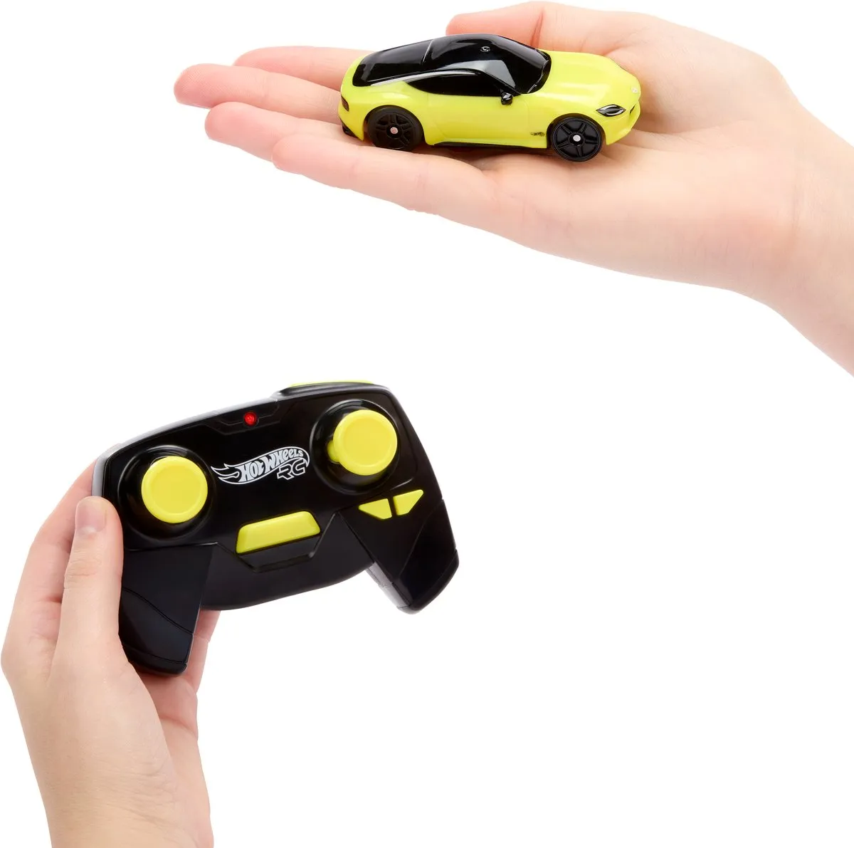 Hot Wheels RC Nissan Z HTP16 - Geel