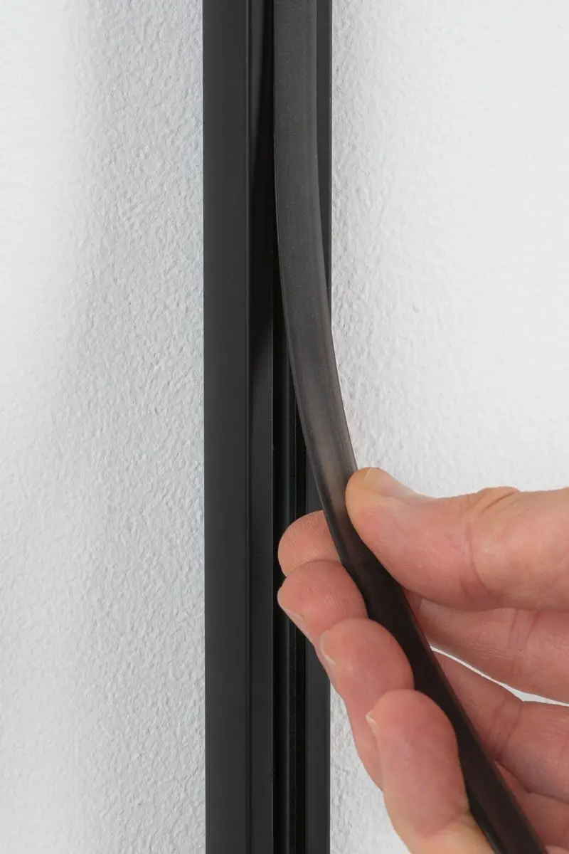 Paulmann URail Veiligheidsafdekstrip 0,68m - Zwart - afbeelding 5 van 6