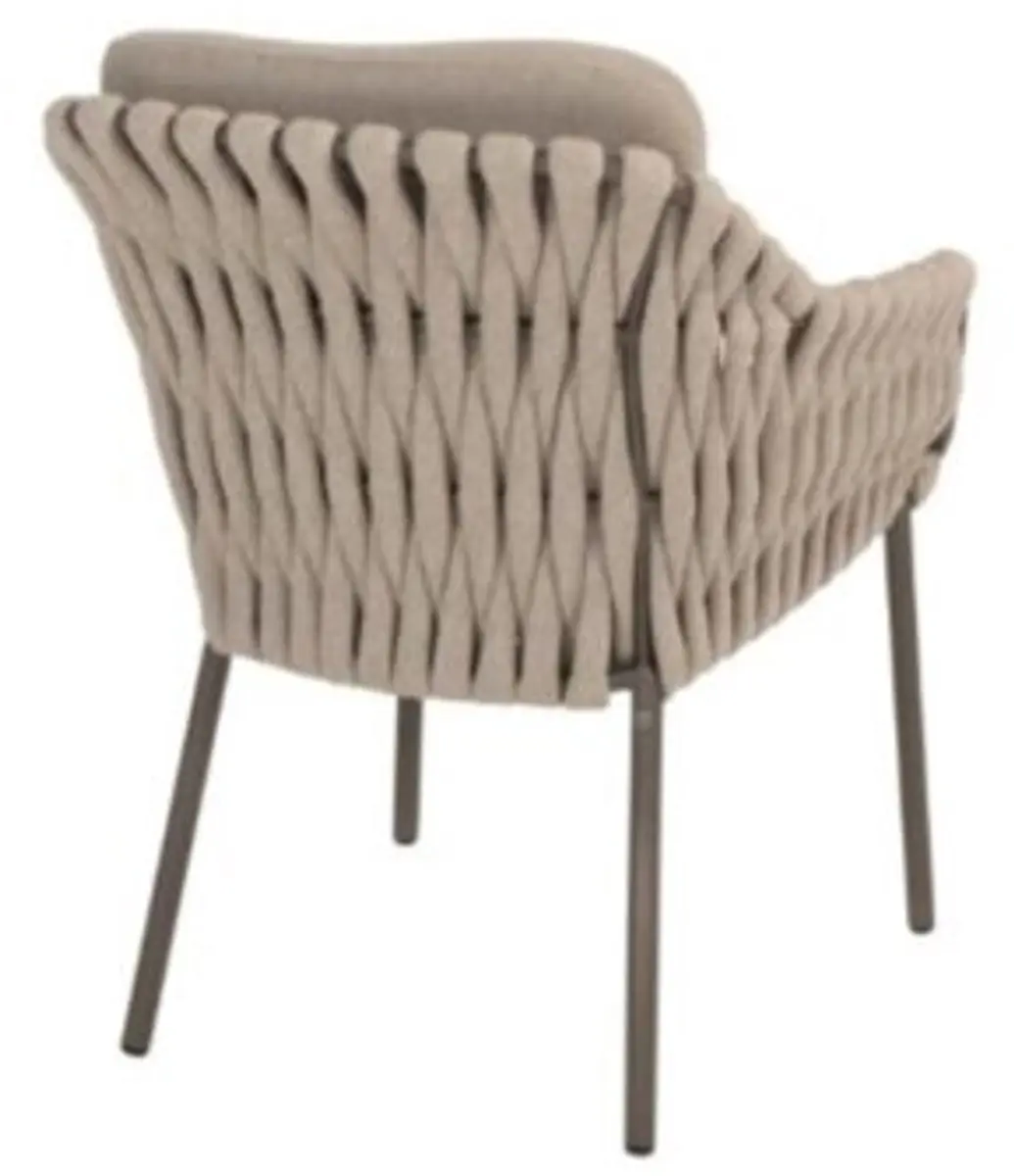 4 Seasons Outdoor Montera Armstoel - Latte - 2 Kussens - afbeelding 5 van 6
