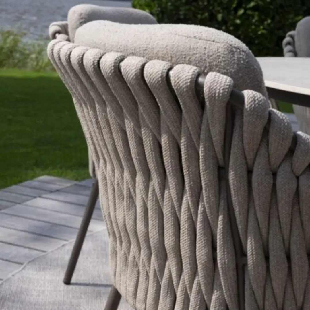 4 Seasons Outdoor Montera Armstoel - Latte - 2 Kussens - afbeelding 3 van 6