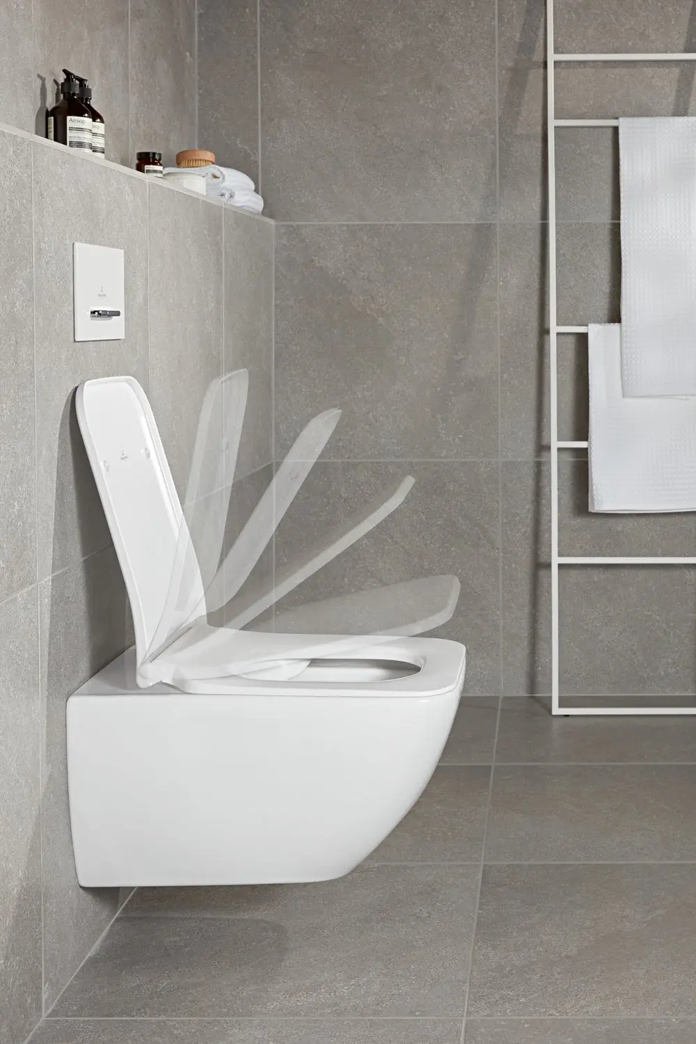 Villeroy & Boch Finion WC-zitting 36,3x41,7cm - Wit Alpin - afbeelding 4 van 6