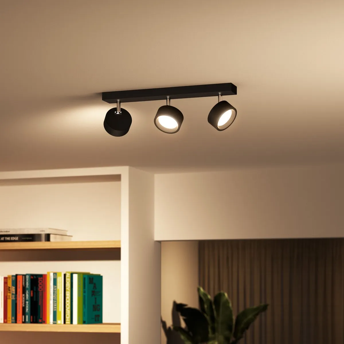 Philips Bracia 3-lichts Opbouwspot 2700K - Zwart