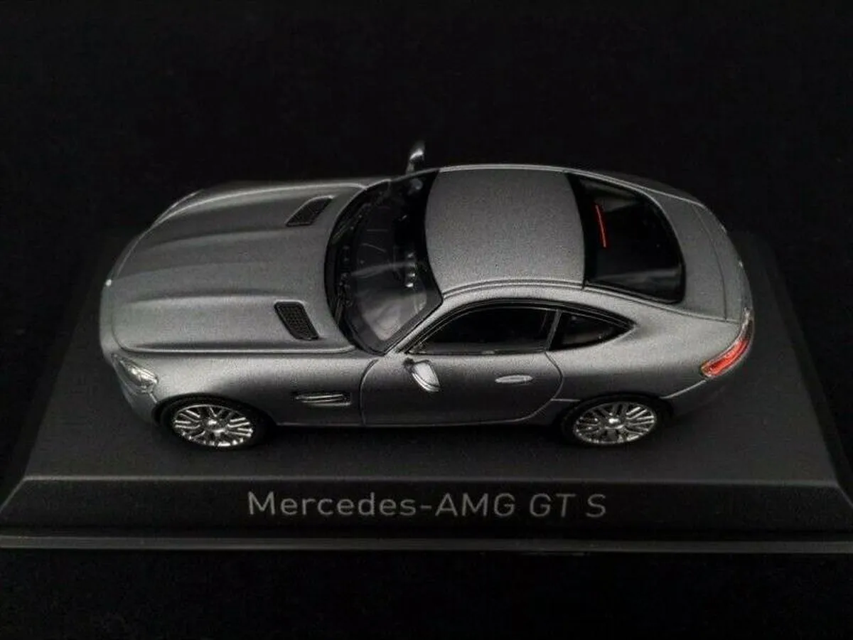 Mercedes-AMG GT S 2015 Norev - 1:43 Schaalmodel - Grijs Matt Metallic