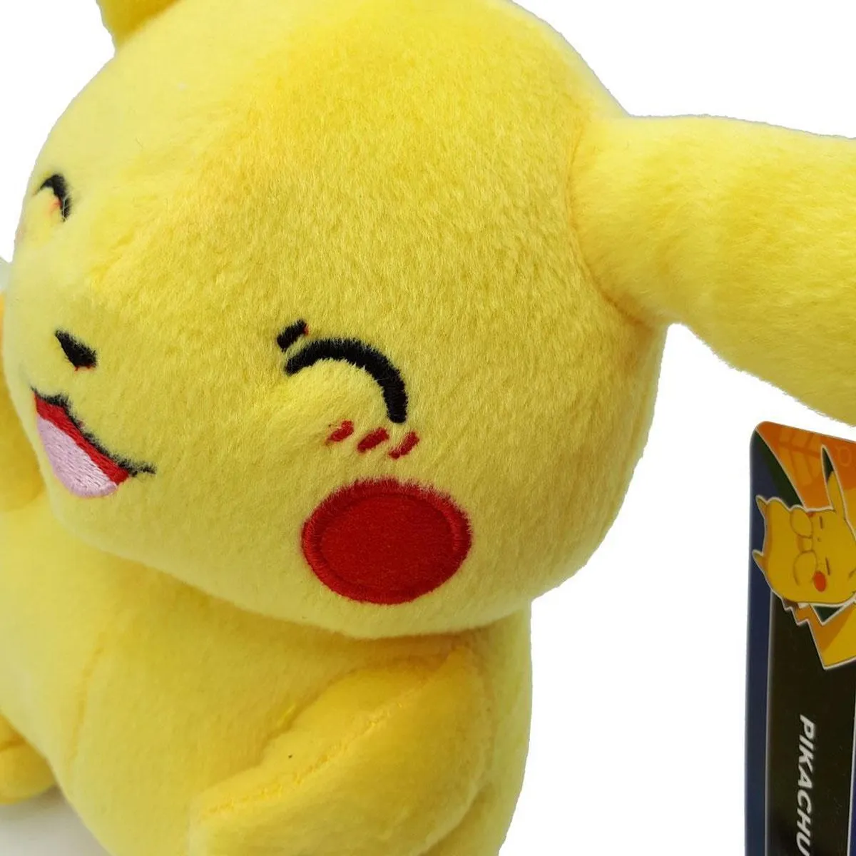 Pokémon Pikachu Knipoog Pluche Knuffel - 30 cm - Geel - afbeelding 6 van 6
