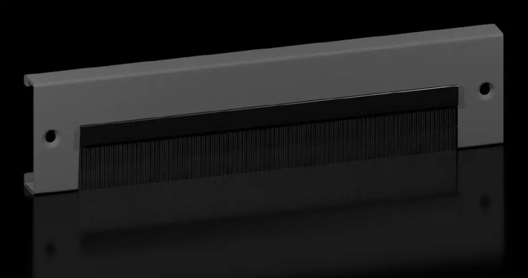 Rittal 8660092 VX Sokkelplaat met Borstelstrip 600mm