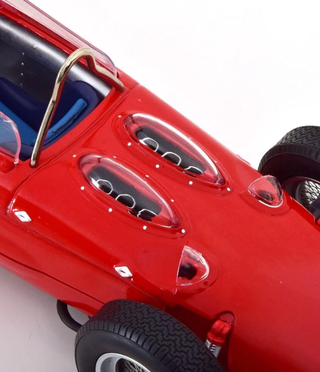 Ferrari Dino 156 Sharknose #3 1961 CMR167 Modelauto - 1:18 - Rood