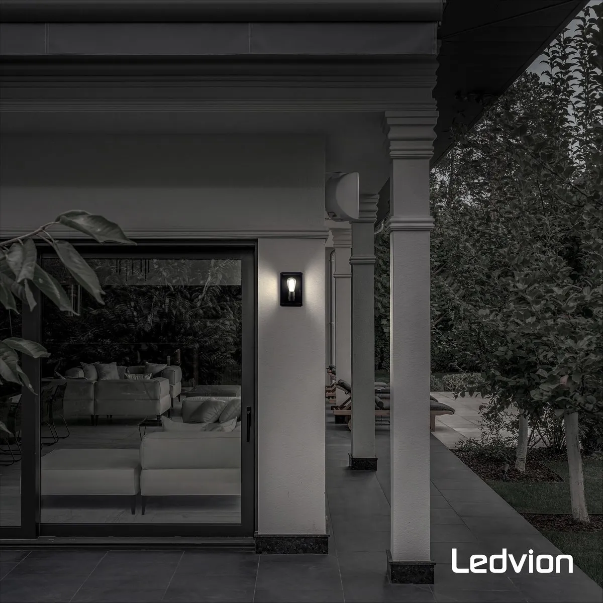 Ledvion Lyra LED Wandlamp E27 60W - Zwart - afbeelding 6 van 6