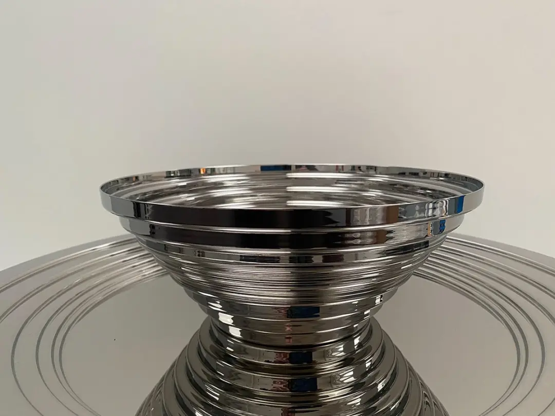 Alessi Maya Decoratieve Kom 25cm - Gepolijst Staal - afbeelding 4 van 4