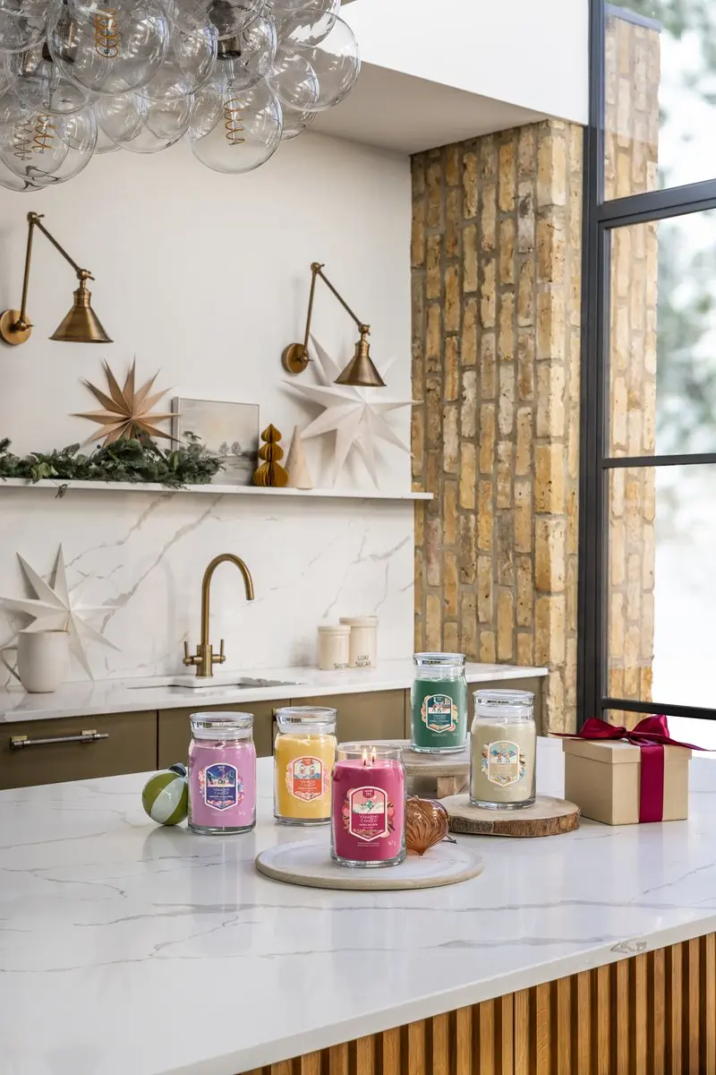 Yankee Candle Vanilla Flurries Large Jar Geurkaars - 90 branduren - afbeelding 5 van 6