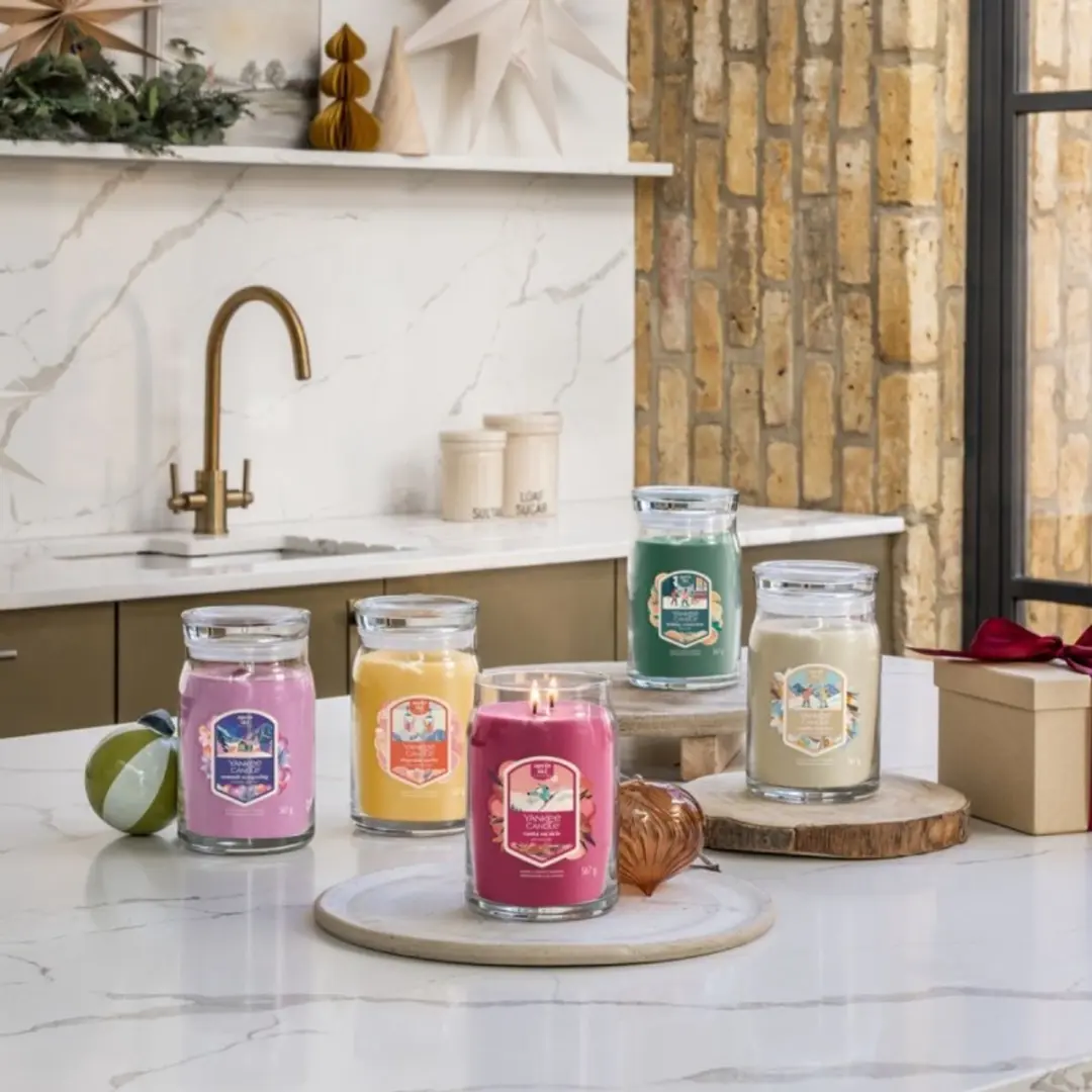 Yankee Candle Vanilla Flurries Large Jar Geurkaars - 90 branduren - afbeelding 3 van 6