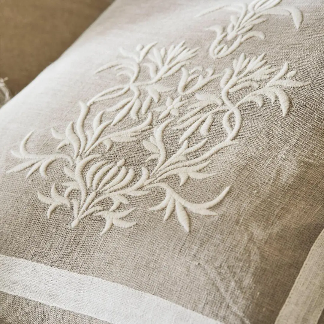 Loberon Many Kussenhoes - Beige/Crème - afbeelding 5 van 6