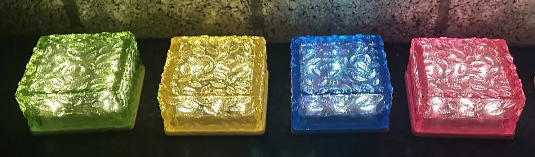 Solar " ice cubes met LED"