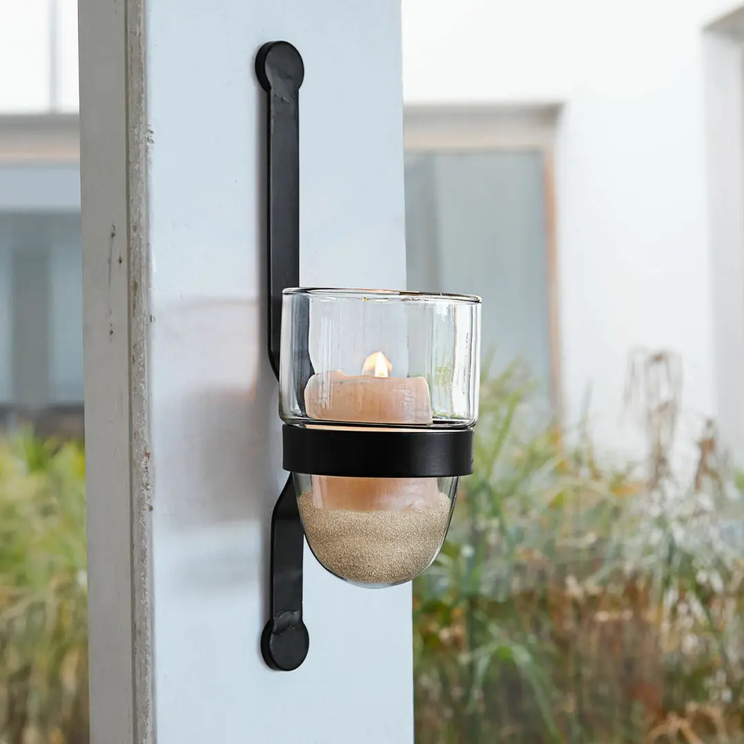 Loberon Astalis Wandkandelaar - Zwart/Heldere Glas - afbeelding 3 van 3