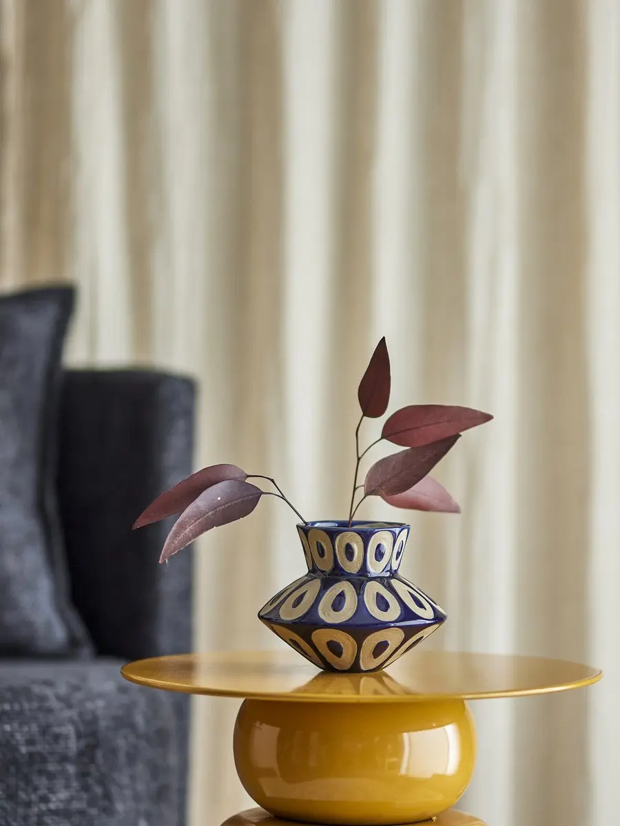 Bloomingville Bashir Vaas Aardewerk - Blauw 12cm - afbeelding 3 van 3