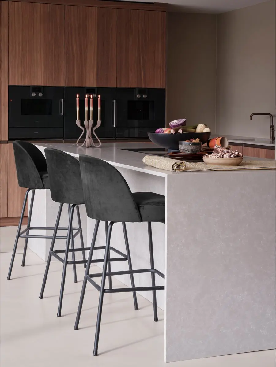 WOOOD Vogue Barstoel Velvet Zwart - afbeelding 6 van 6