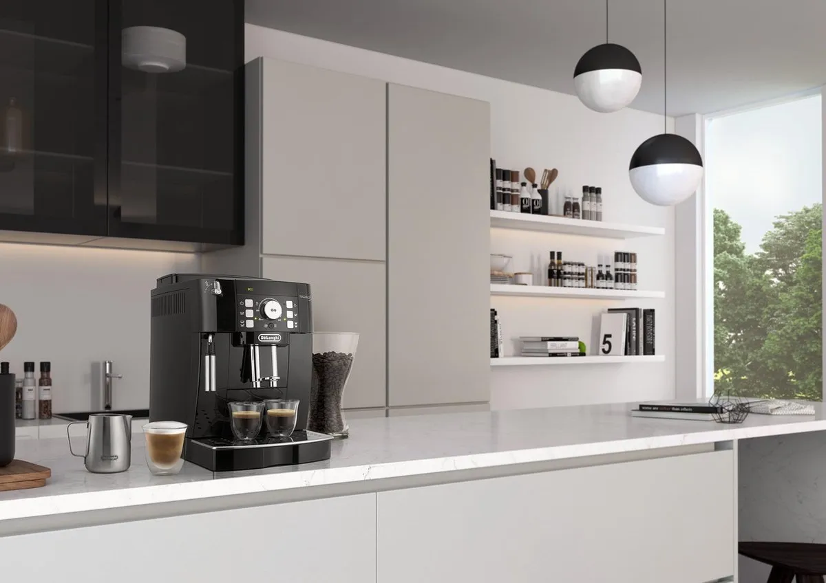 De'Longhi Magnifica S ECAM21117B Volautomatische Espressomachine - Zwart
