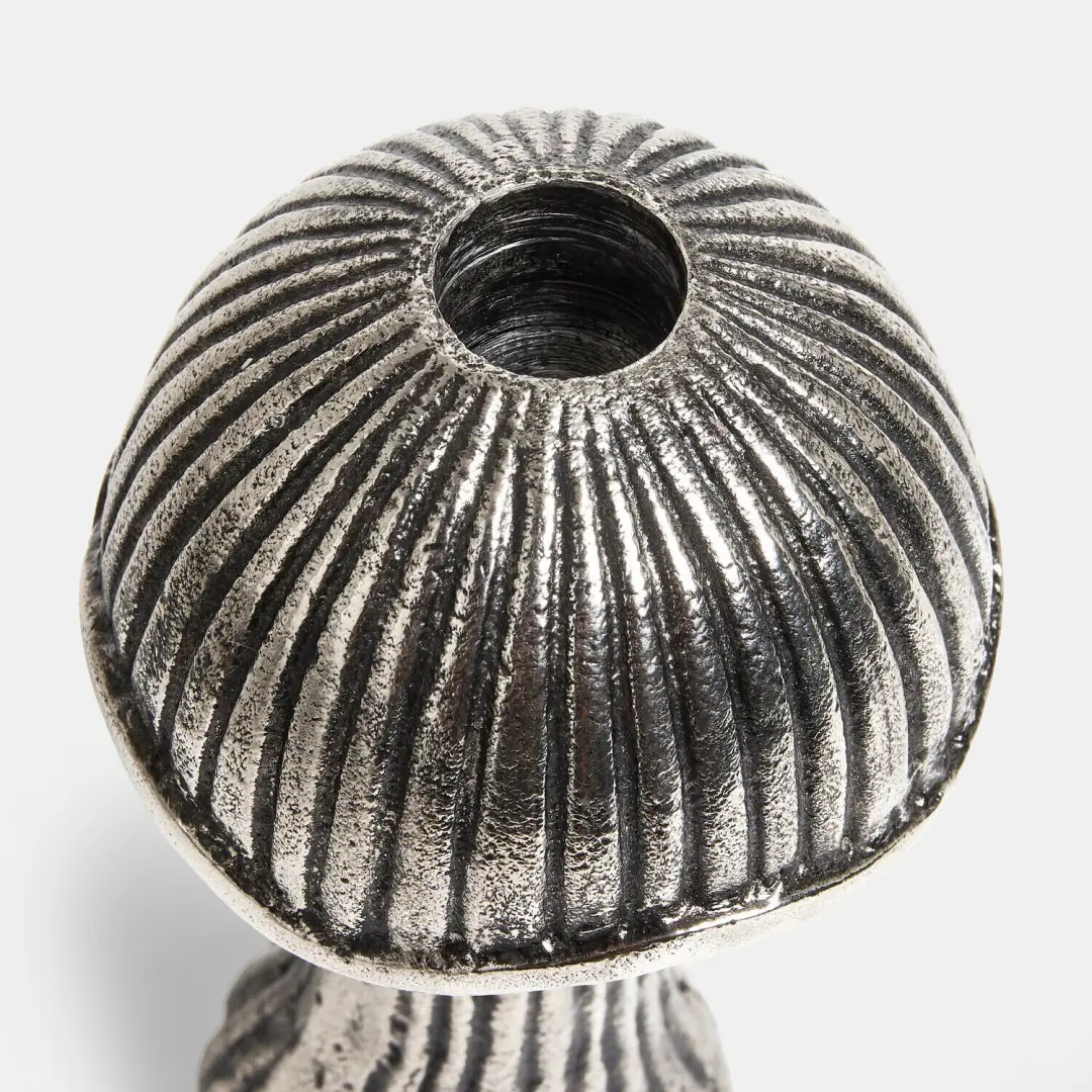 Loberon Mavinas Kaarsenhouder Set - 2 Stuks Antiekzilver - afbeelding 4 van 6
