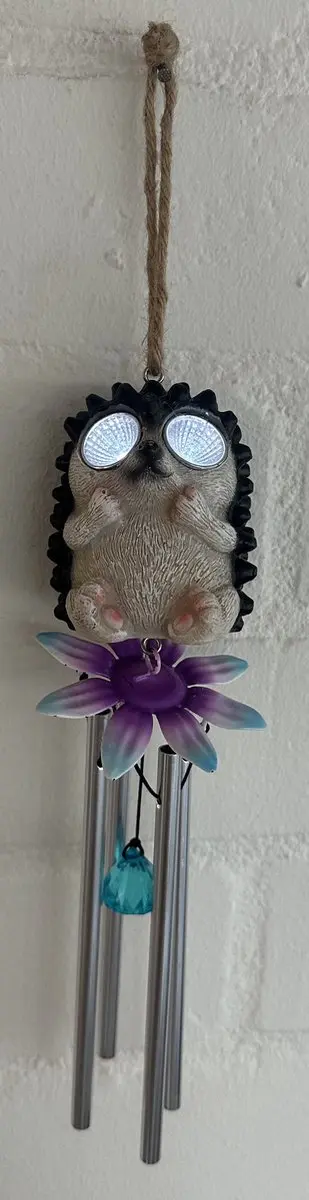 Polyresin solarlamp met windgong "Egel"