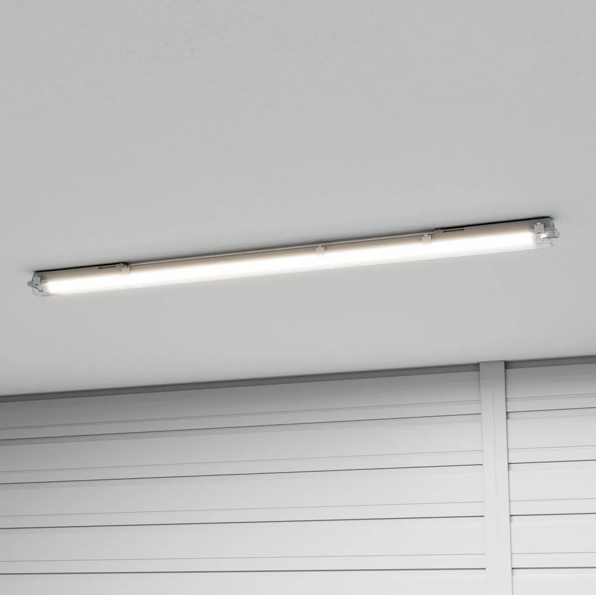 Ledvion LED TL Armatuur 120cm - IP65 - Grijs