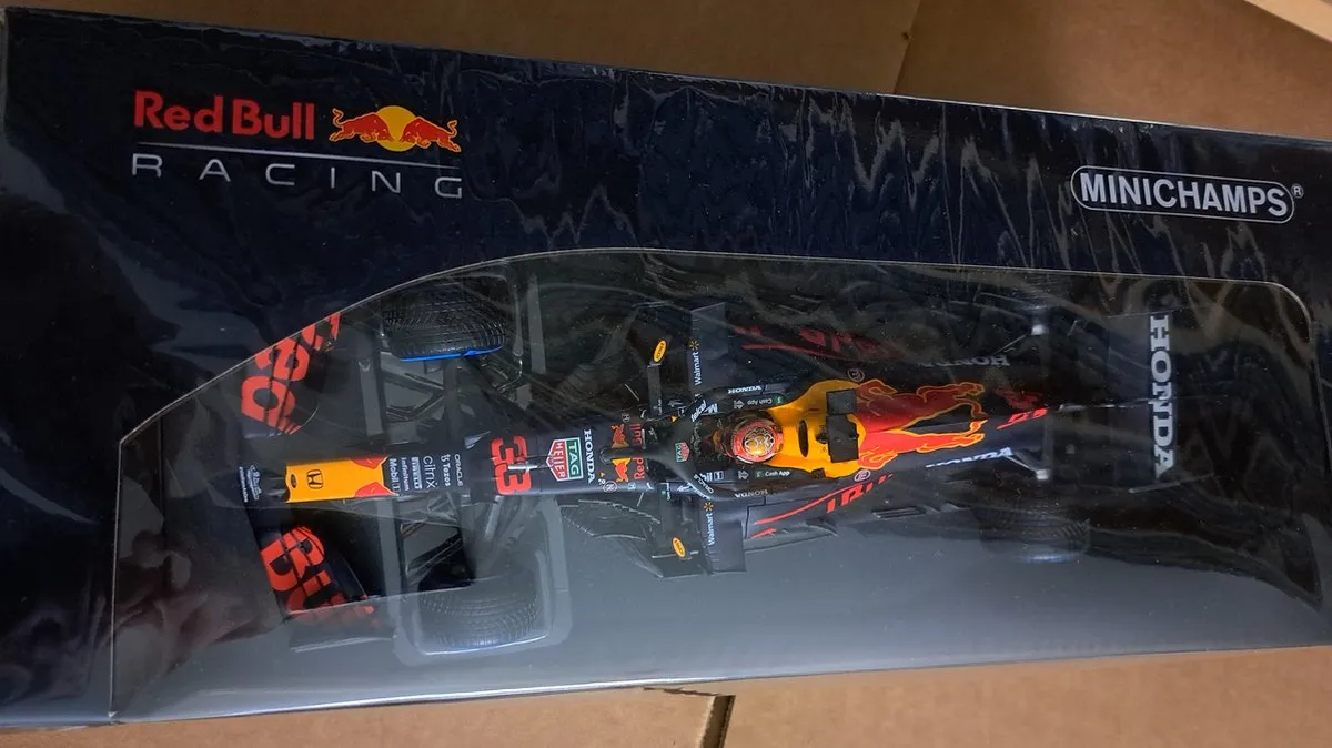 Red Bull Racing Honda RB16B #33 Minichamps - 1:18 - Blauw - afbeelding 6 van 6