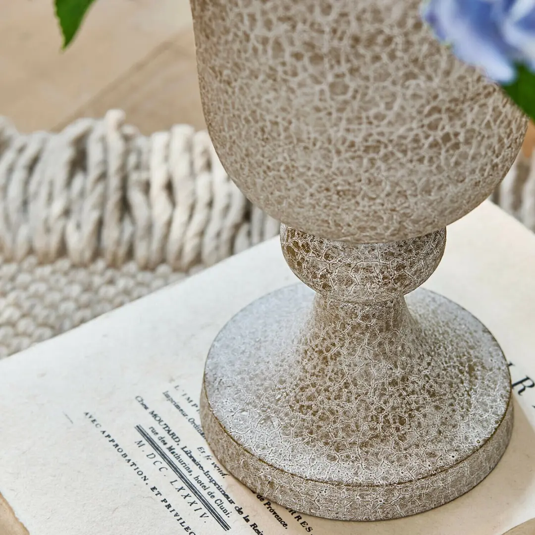 Loberon Vittoriane Vaas - 25cm antiekbeige - afbeelding 4 van 5