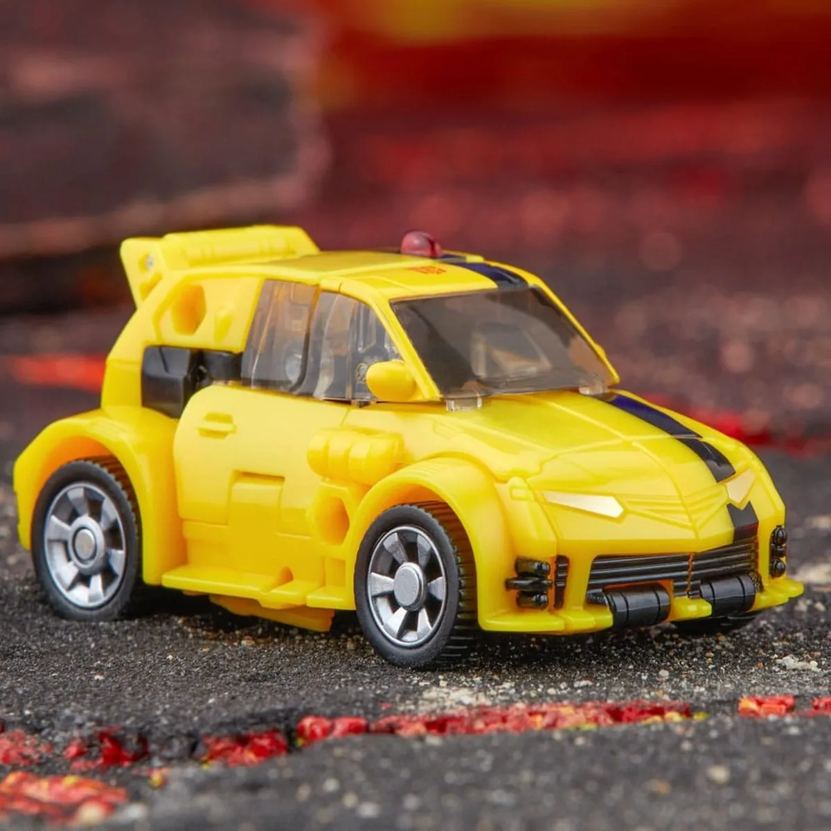 Transformers Generations Legacy United Deluxe Bumblebee F85245X0