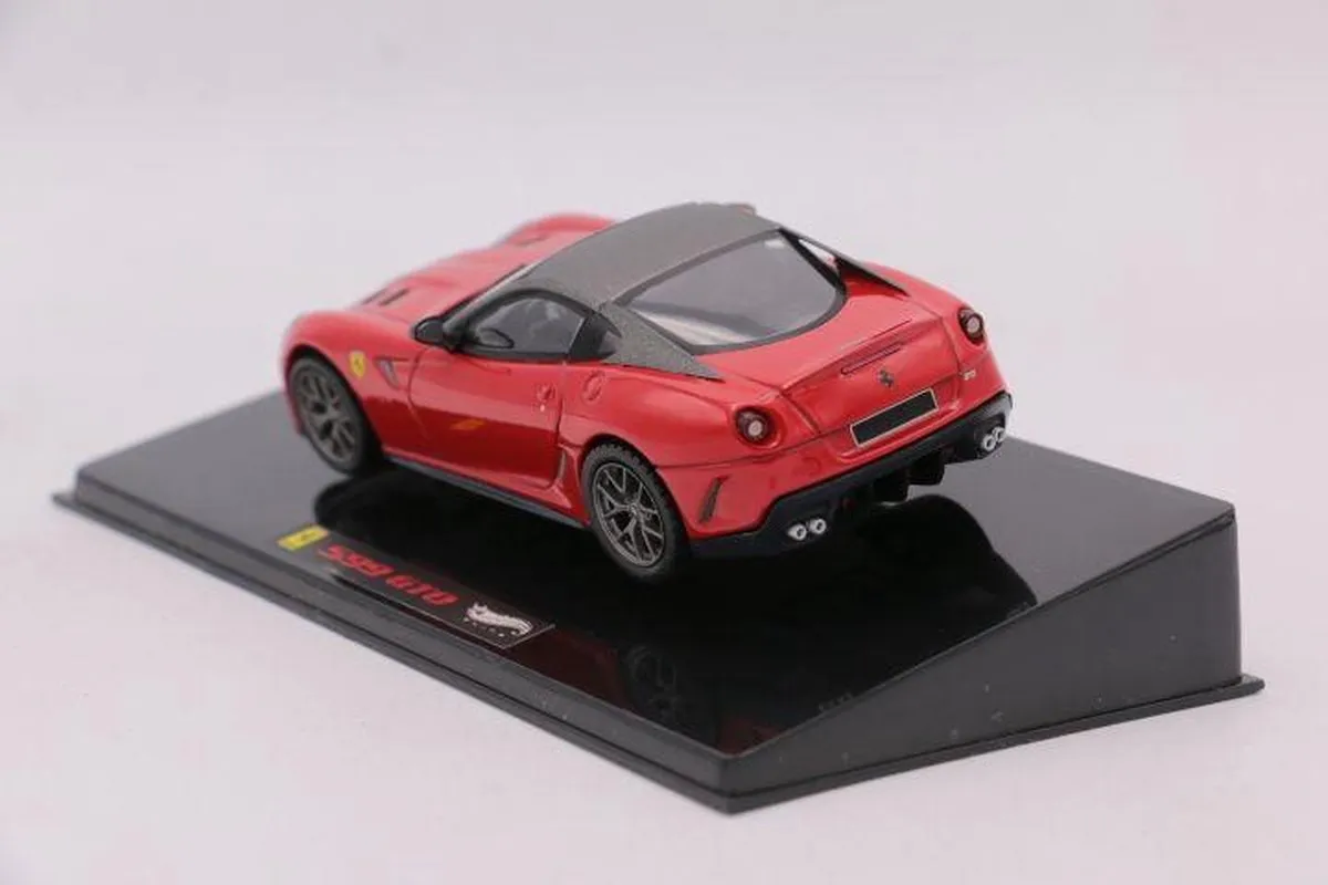 Ferrari 599 GTO Modelauto T6267 - Rood