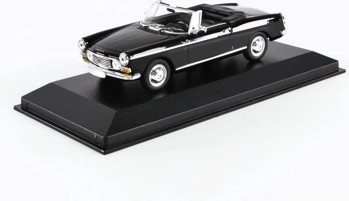 Peugeot 404 Cabriolet 1962 - MaXichamps 1:43 - Zwart