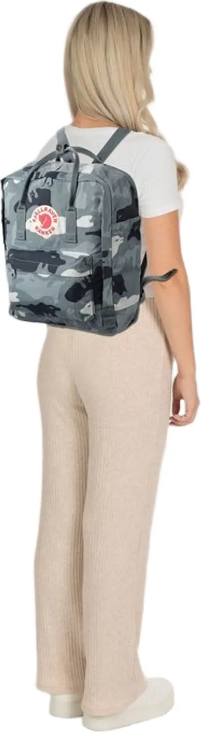 Fjällräven Kånken Graphics Nimbus Blue - Hidden Animals Rugzak 16L - afbeelding 5 van 6